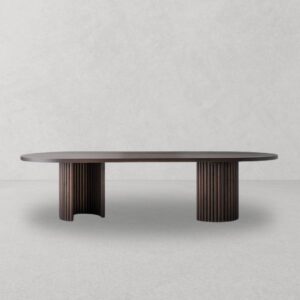 Petra Oval: Dining Table
